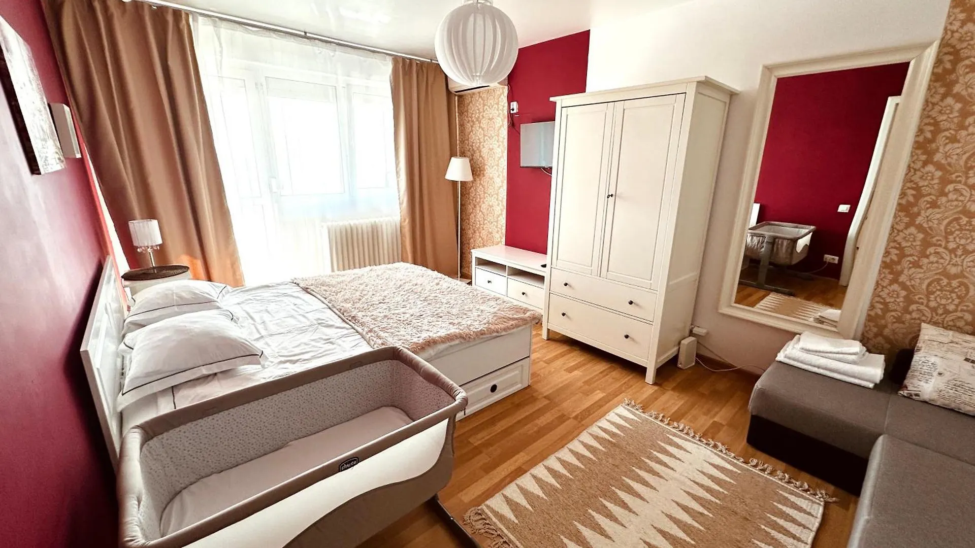 Le Petit Paris- Central , Dorobanti With A View Bucharest Apartment